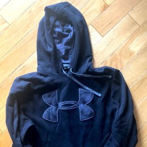 Men’s large Under Armour hooded sweatshirt